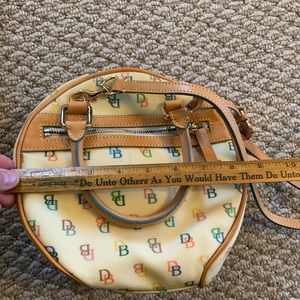 Dooney & Bourke purse